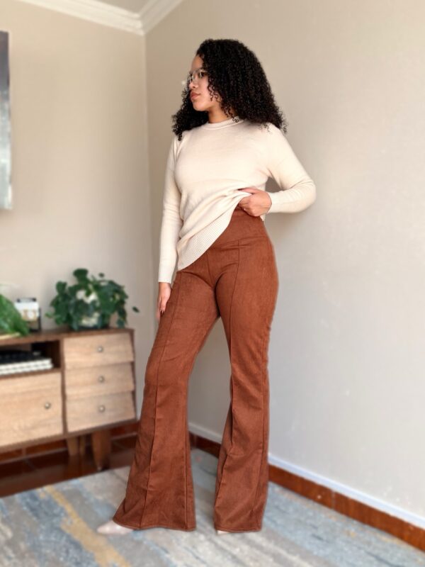 pantalon-olivia4 Pantalón de gamuza Olivia
